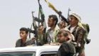 القوارب المتفجرة.. سلاح إيراني في يد الحوثيين