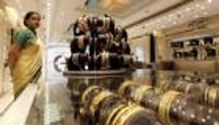 الذهب يرتفع بعد ضبابية بشأن مستشار ترامب الأمني