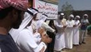 بالصور..الإمارات تُعيد الأمل والبسمة إلى أهالي المخا اليمنية 