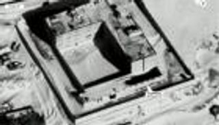 جارديان: محرقة الأسد في سجن صيدنايا محاولة لطمس جرائمه 