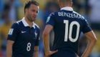 بنزيمة يهاجم فالبوينا