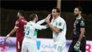 "السيدة المجهولة" تواصل دعمها للأهلي السعودي