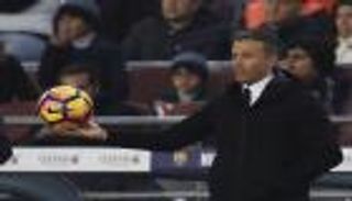 برشلونة يودع إنريكي أمام إيبار