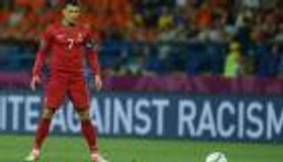 بالفيديو.. تسديدة كارثية للاعب حاول تقليد رونالدو