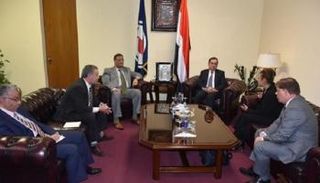 لقاء سابق لوزير البترول المصري مع مسؤولي شركة دانة