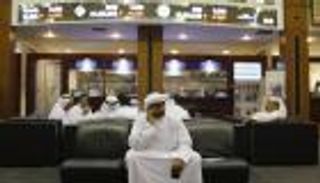 أسهم الطاقة والعقارات تدفع سوقي الإمارات للتراجع