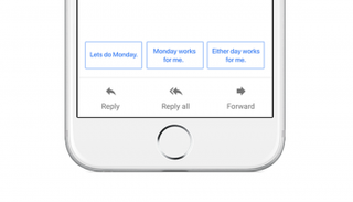 خاصية "الرد الذكي" الجديدة على بريد "جي ميل" الإلكتروني