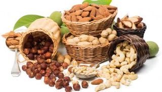 تناول المكسرات يمنع عودة سرطان القولون