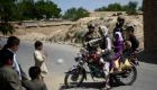 أفغانستان.. قنبلة تقتل أسرة كاملة كانت متجهة لحفل زفاف