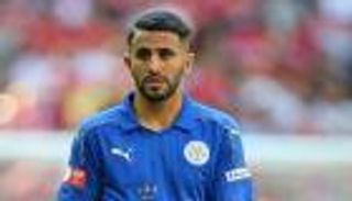 قميص ليستر الجديد يثير الشكوك حول مستقبل محرز