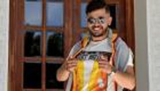 لماذا رفض عمور الظهور قبل أسماء لمنور ؟