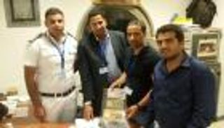 إحباط محاولة تهريب 69 عملة أثرية عبر مطار القاهرة