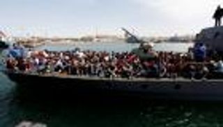 إنقاذ أكثر من 2000 مهاجر في البحر المتوسط