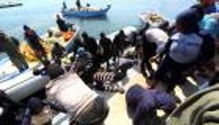 تظاهرة كبرى في ميلانو تأييدا للمهاجرين