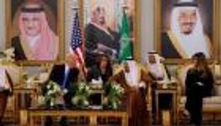 الملك سلمان: إيران "رأس الحربة" في الإرهاب العالمي