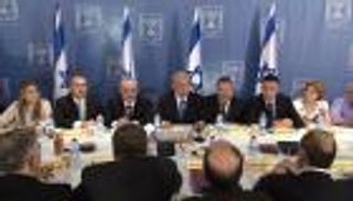 نتنياهو يستبق زيارة ترامب بحزمة تسهيلات للفلسطينيين