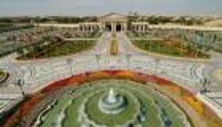 مركز الملك عبدالعزيز للمؤتمرات.. تحفة معمارية تحتضن قمة العزم