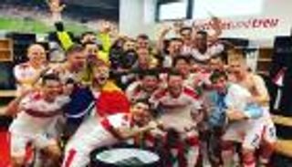 شتوتجارت ينتزع بطاقة الترقي للدوري الألماني