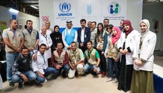 وفد من الشارقة خلال زيارته لمخيم الزعتري بالأردن