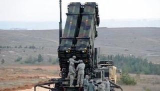 صاروخ باتريوت أمريكي الصنع كالذي سيتم بيعه للسعودية