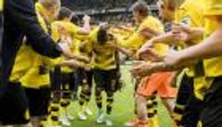 أوباميانج أفضل لاعب في الجولة الأخيرة للبوندسليجا