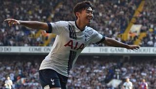 نجم توتنهام القياسي يتطلع للمزيد