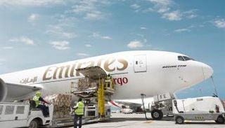 الإمارات للشحن الجوي 