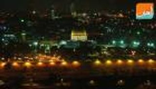 بالفيديو.. فلسطينيون يزينون الشوارع والمساجد استعدادا لرمضان