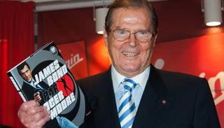 الممثل العالمي روجر مور