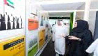 سيف بن زايد يطلع على مؤشرات التنافسية العالمية في الإمارات