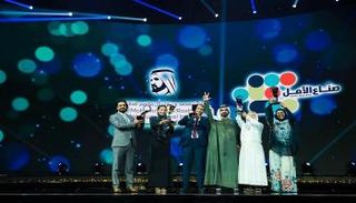 الشيخ محمد بن راشد آل مكتوم برفقة صناع الأمل العربي