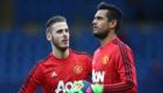 حارس يونايتد يحلم بالعودة إلى ناديه السابق