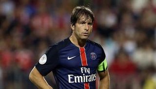 ماكسويل يودع الملاعب بلا بطاقات حمراء