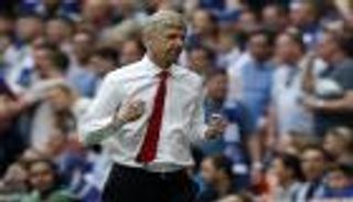 فينجر يدخل تاريخ كأس الإمارات الإنجليزية