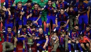 الصحف الإسبانية تحتفي بميسي وإنريكي