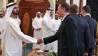 محمد بن راشد ومحمد بن زايد يستقبلان رؤساء البعثات الدبلوماسية