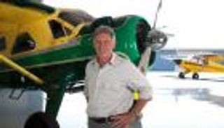 بالفيديو.. حادثة جديدة بين هاريسون فورد والطيران