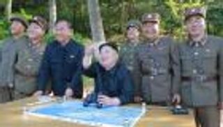 زعيم كوريا الشمالية يشرف على اختبار سلاح جديد مضاد للطائرات