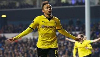 أوباميانج يحدد موعد حسم مصير عرض سان جيرمان