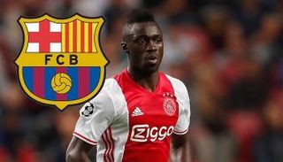 سانشيز يعرض نفسه على برشلونة