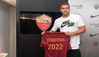  روما يعلن تمديد عقد ستروتمان
