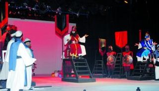 جانب من مسرحية "النمرود"