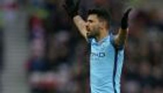 السيتي يؤكد بقاء أجويرو الموسم المقبل