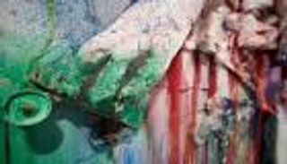 استلهام منحوتات "نيكي دو سانت فال" في ورشة فنية بجوجنهايم أبوظبي