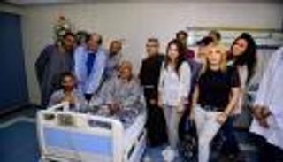 بالصور.. وفد فني يزور مصابي هجوم المنيا الإرهابي