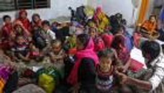 بنجلاديش.. إجلاء 300 ألف شخص بسبب إعصار مورا