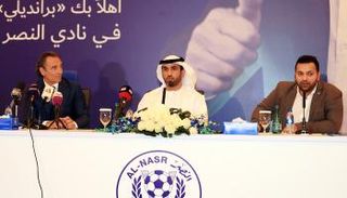 برانديلي خلال المؤتمر