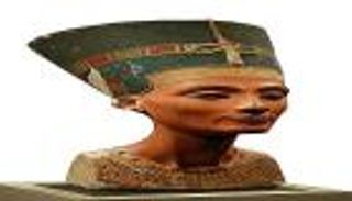 بالصور.. تعرف على أهم القطع الأثرية المصرية المهداة للسنغال