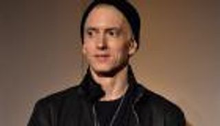 "إيمنيم" يجمع مليوني إسترليني لضحايا مانشستر