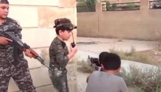 تجنيد المليشيات لأطفال بالعراق (من مقطع فيديو)
